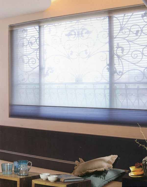 風琴簾製造商：專業生產風琴簾，精湛工藝，提供美觀實用的窗飾解決方案，為家居增添價值。
